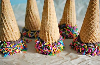 Chocolate_Dipped_Ice_Cream_Cones