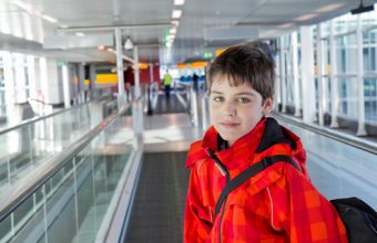 boy_in_airport