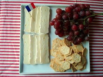 partysavvy_recipe_cheeseplatter