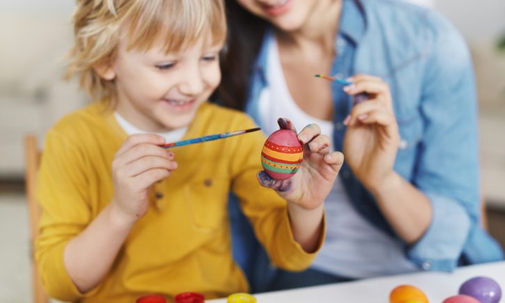 21 Easter Crafts and Recipes