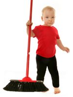 childwithbroom2