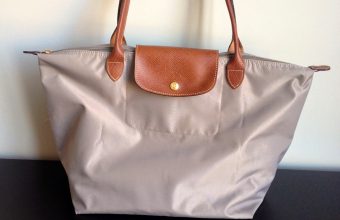 how to clean a longchamp purse