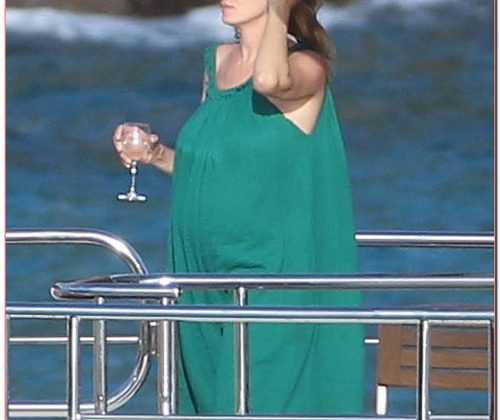 Pregnant Uma Thurman On Vacation With Her Kids In St. Barts