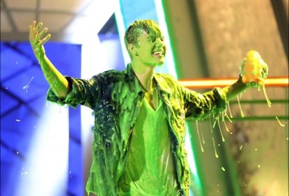 165191_justin-bieber-gets-slimed-at-nickelodeons-25th-annual-kids-choice-awards-held-at-galen-center-in-los