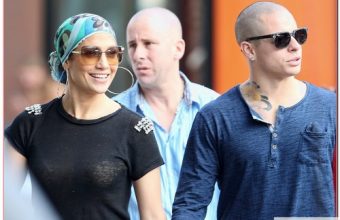Jennifer Lopez and Casper Smart Have Dinner in NYC