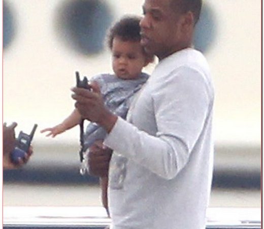 Beyonce And Jay-Z Vacation In The Mediterranean Sea