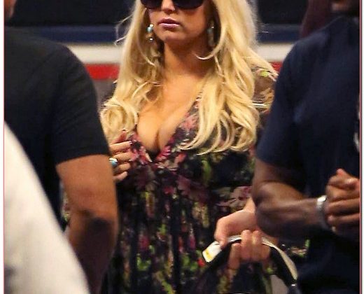 Jessica Simpson And Family Arriving On A Flight At LAX