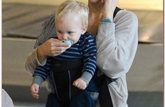 Kate Hudson & Kids Touch Down In Paris