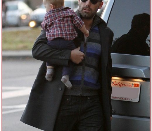 Ben Affleck & Jennifer Garner Dine In Brentwood