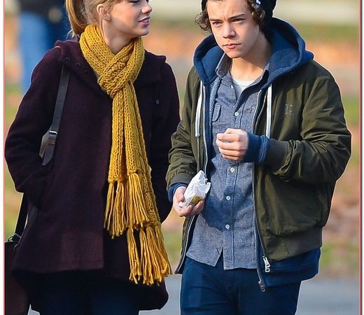 Harry Styles And Taylor Swift Spend A Romantic Day In The Park