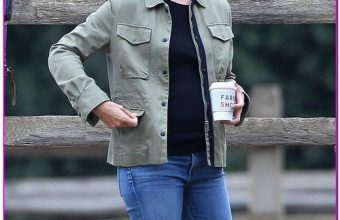 Jennifer Garner Grabs Breakfast Before Heading To The Ranch