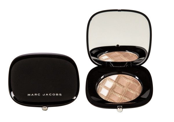 Marc-Jacobs-Beauty-Lightshow-Luminizing-Powder-600x420
