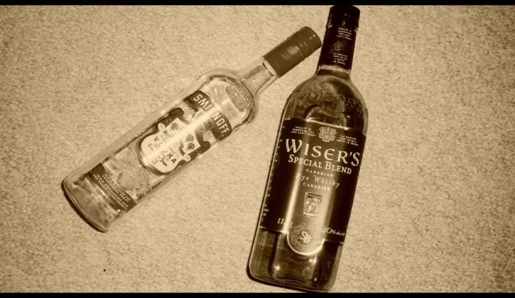 alcohol-neknomination-1024x753