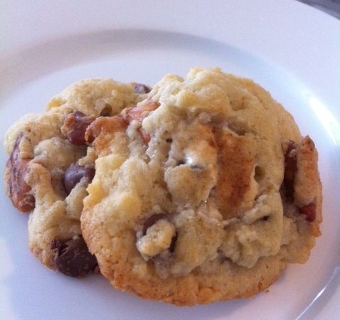 chocolate-chip-pretzel-marshmallow-cookies-e1364758523914