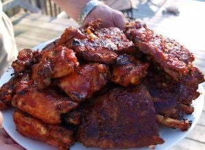 candaces-chicken-and-ribs-300x225-1