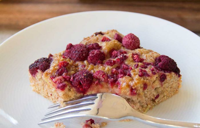 Berry-cake-close-up