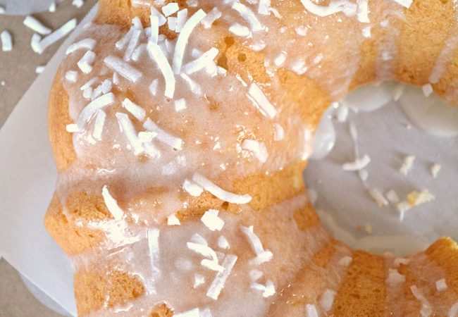 Coconut-Pound-Cake-5A-Pretty-Life_edited-1