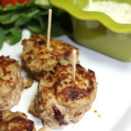 Pesto-Cranberry-Turkey-Meatballs_2