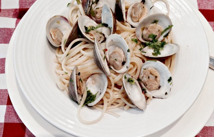 linguiniwithclams1.jpg