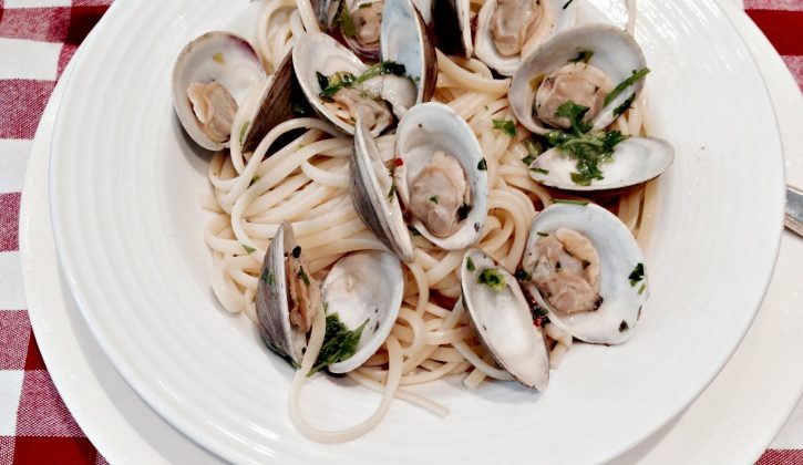 linguiniwithclams1.jpg