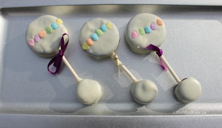 Baby Shower Dessert Ideas Baby Rattle Oreo Pops Savvymom Baby Shower Dessert Ideas Baby Rattle Oreo Pops Savvymom