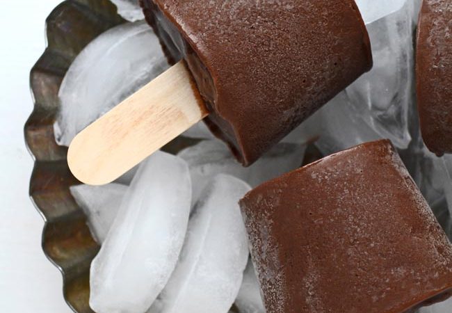 Fudge-Ice-Pops-A-Pretty-Life