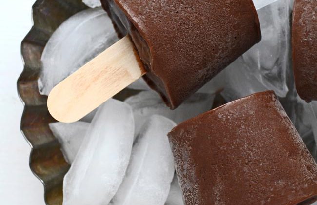 Fudge-Ice-Pops-A-Pretty-Life