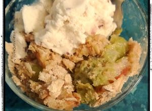 rhubarbcrumble