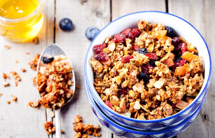 healthy_breakfast_granola