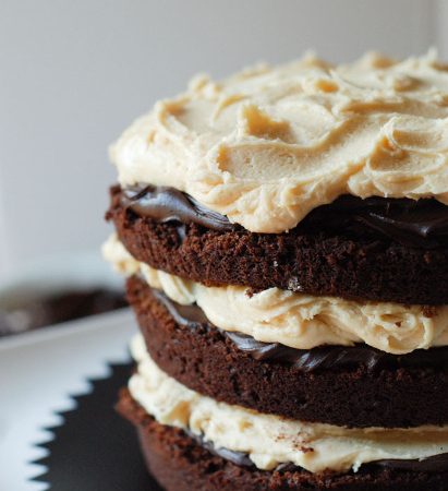 Pumpkin-Chocolate-Cake-with-Caramel-Buttercream