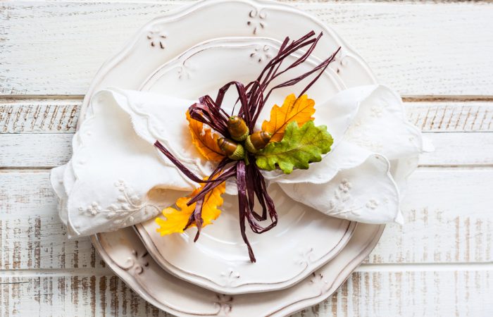 recipegeek-entertain-how_to_set_the_perfect_thanksgiving_table