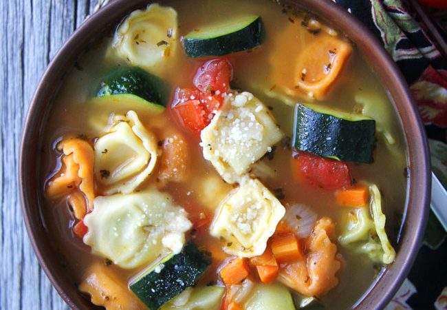 Tortellini-Vegetable-Soup-2A-Pretty-Life