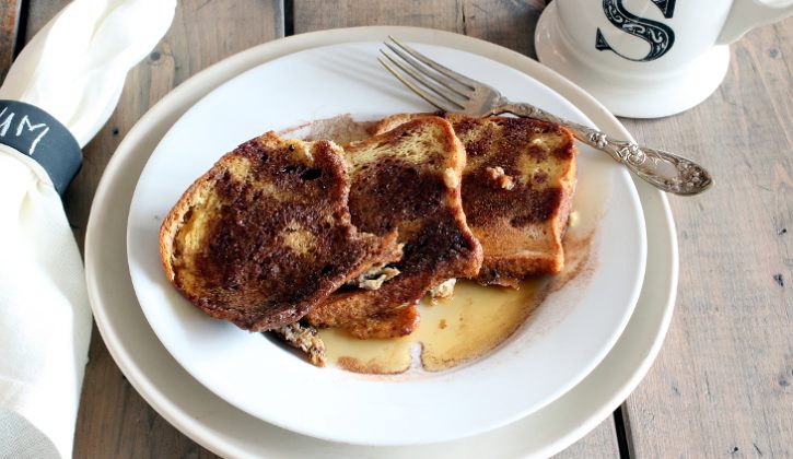 FRENCH-TOAST-WITH-MAPLE-SYRUP