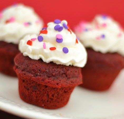 red-velvet-cupcakes-pin