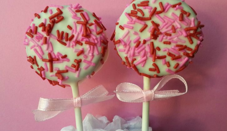 Valentine-Oreo-Pops-1