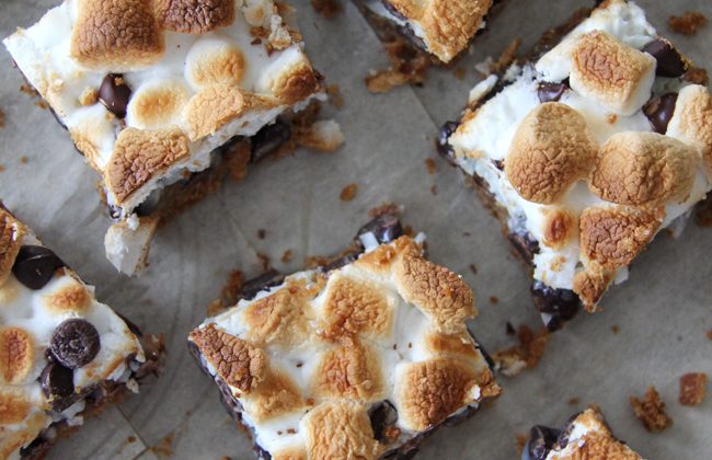 Smore-Magic-Cookie-Bars-2A-Pretty-Life