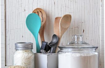 10-Kitchen-Pantry-Essentials-A-Pretty-Life