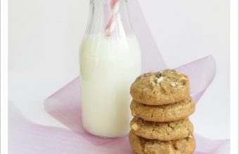 cinnamonwhitechocolatechunkcookies