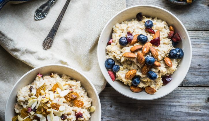 recipegeek-food_talk-7_ways_to_top_your_oatmeal