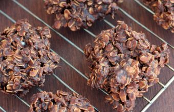 No-Bake-Chocolate-Peanut-Butter-Lentil-Cookies-www.thereciperebel.com-3