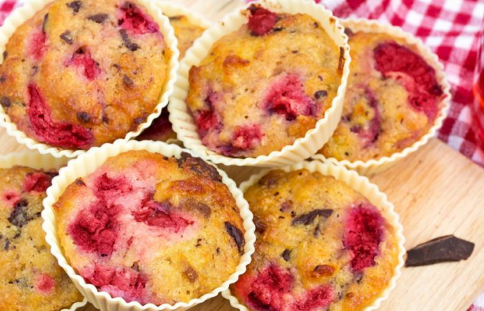 dark-Chocolate-strawberry-Muffins