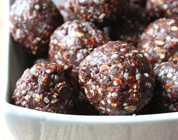 Chocolate-Peanut-Butter-Hemp-Seed-Protein-Balls_3