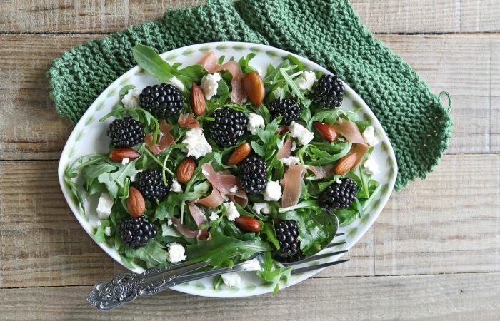 arugula salad with blackberries, feta, almonds and prosciutto