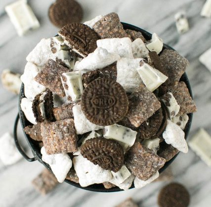 Cookies-n-Creme-Puppy-Chow