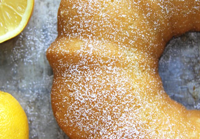 Lemon-Bundt-Cake-2A-Pretty-Life