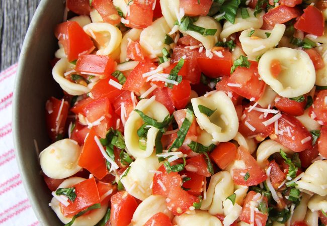 Bruschetta-Pasta-Salad-A-Pretty-Life