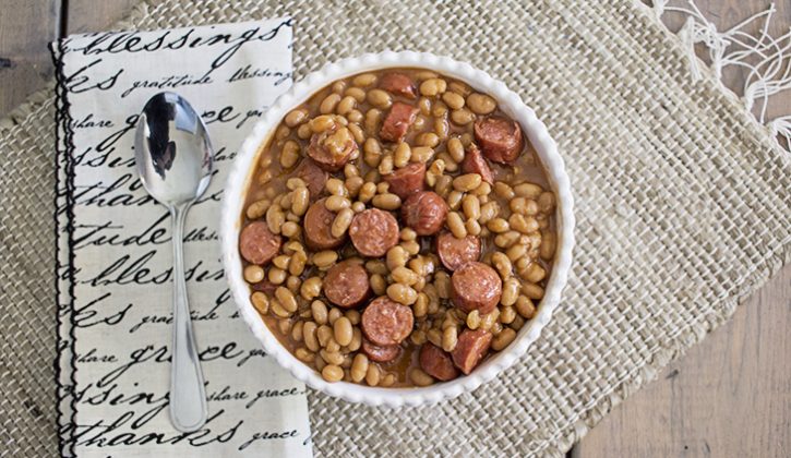 wieners-and-beans-cansgetyoucooking
