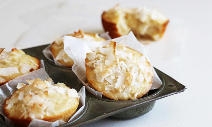 gluten-free-coconut-and-pineapple-muffins-700x495