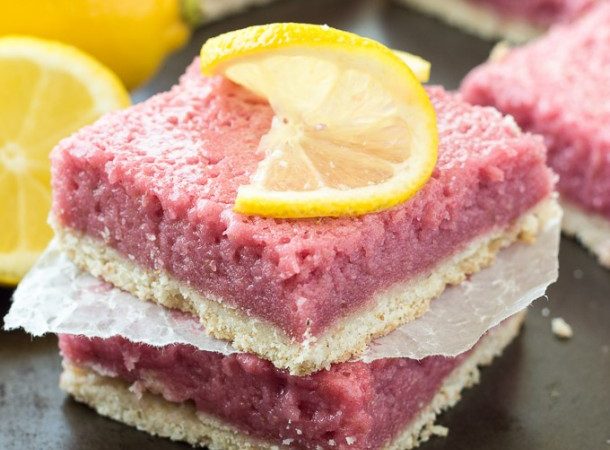 Strawberry-Pineapple-Lemonade-Bars-www.thereciperebel.com-3-610x915