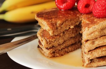 oat-banana-pancaces-vegan